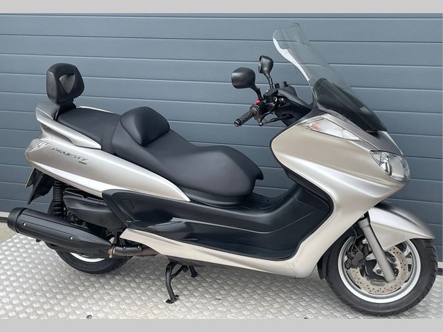 yamaha - majesty-400