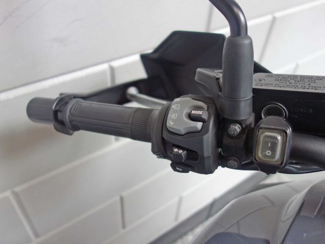 suzuki - v-strom-1050
