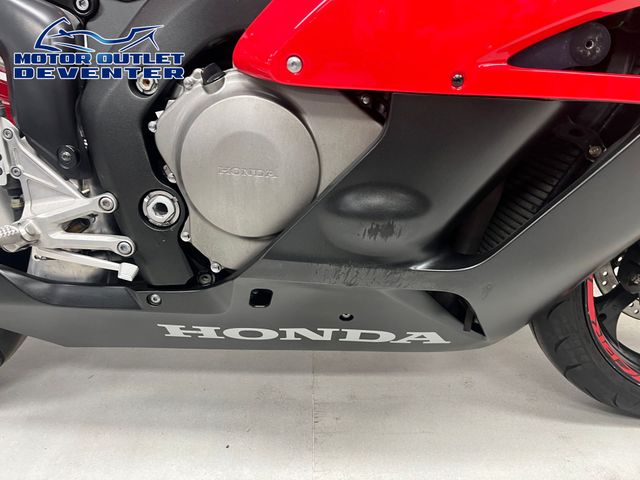 honda - cbr-1000-rr-fireblade