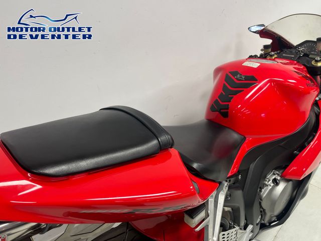 honda - cbr-1000-rr-fireblade