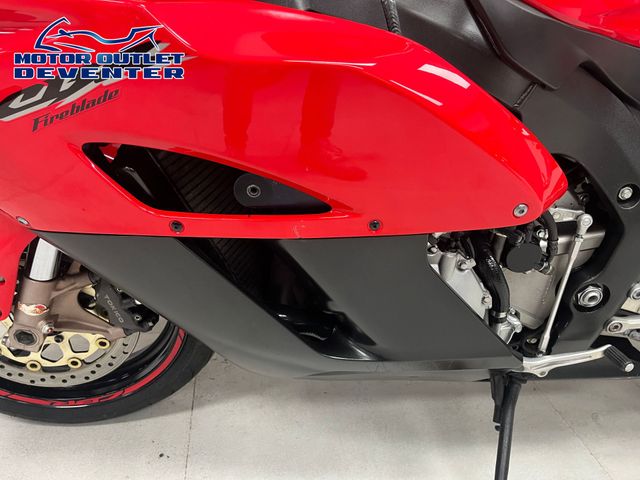honda - cbr-1000-rr-fireblade