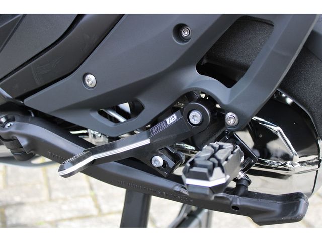 bmw - r-1300-gs