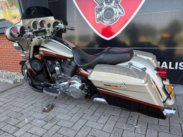 harley-davidson - street-glide-cvo-flhxse