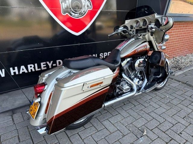 harley-davidson - street-glide-cvo-flhxse