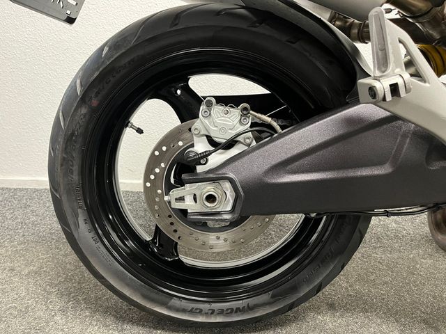 ducati - m-696