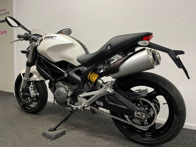 ducati - m-696