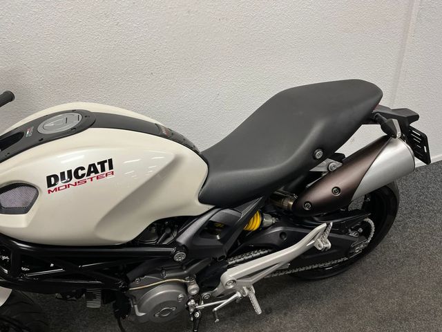 ducati - m-696
