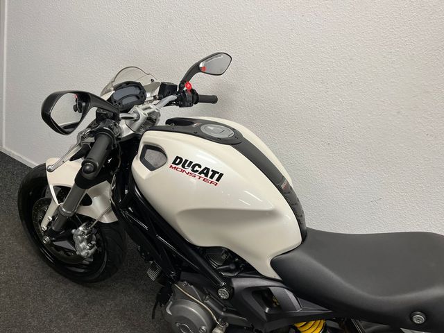 ducati - m-696