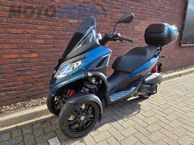 piaggio - mp3-300-hpe-sport