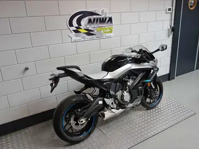 CFMOTO 675 SR-R – foto 3