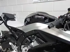 Cfmoto 675 SR-R 35KW 2026 nieuw – foto 6 van 7
