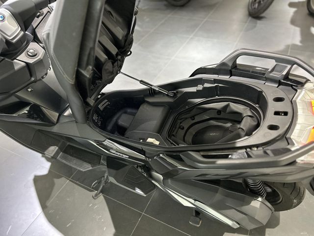 bmw - c-400-gt