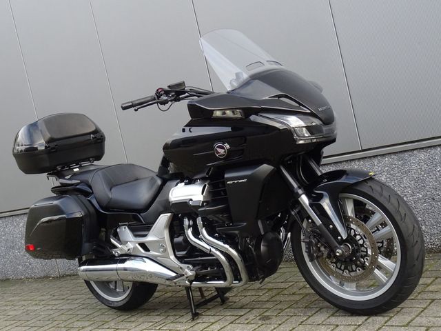 honda - ctx-1300-c-abs