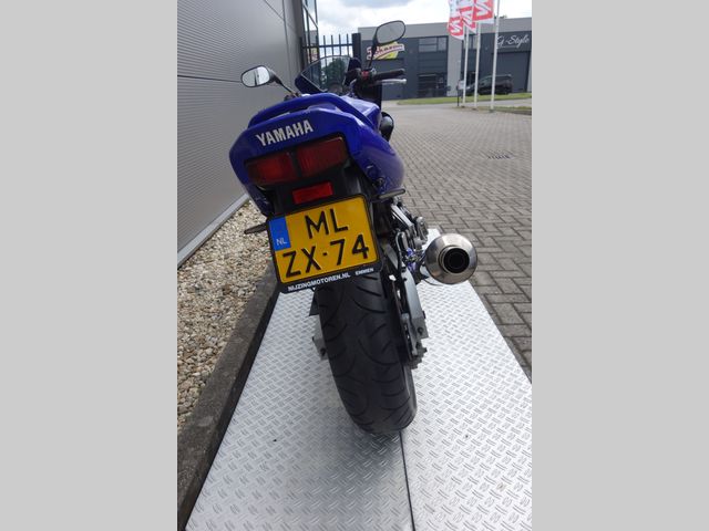 yamaha - fzs-600-fazer