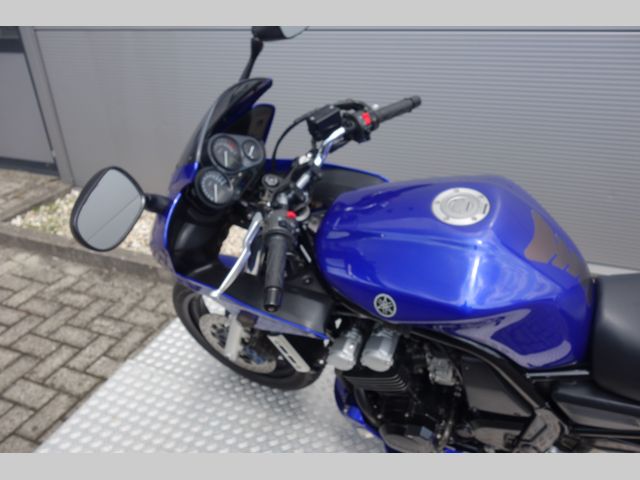 yamaha - fzs-600-fazer