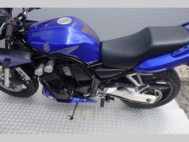 yamaha - fzs-600-fazer