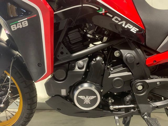 moto-morini - x-cape-650-abs-gold-wheel
