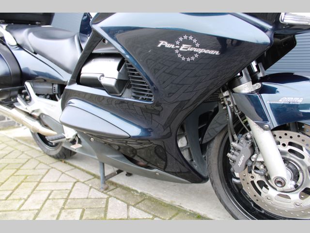 honda - st-1300-pan-european