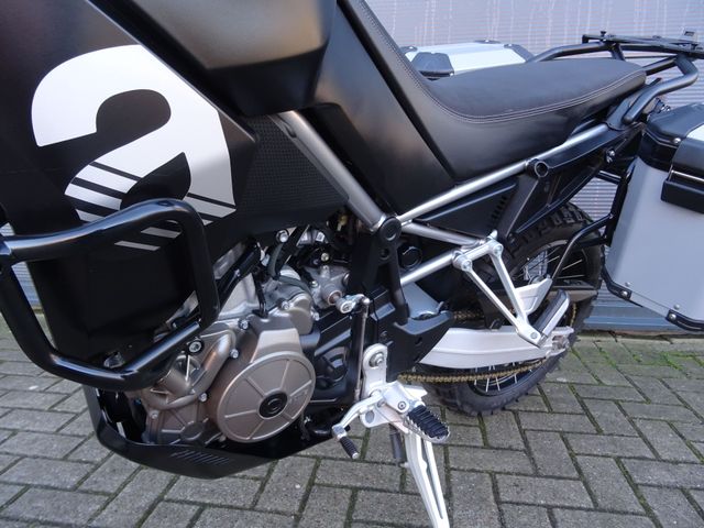 aprilia - tuareg-660