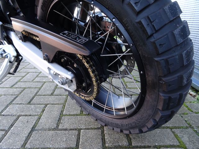 aprilia - tuareg-660