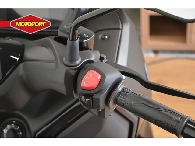 yamaha - x-max-300-abs