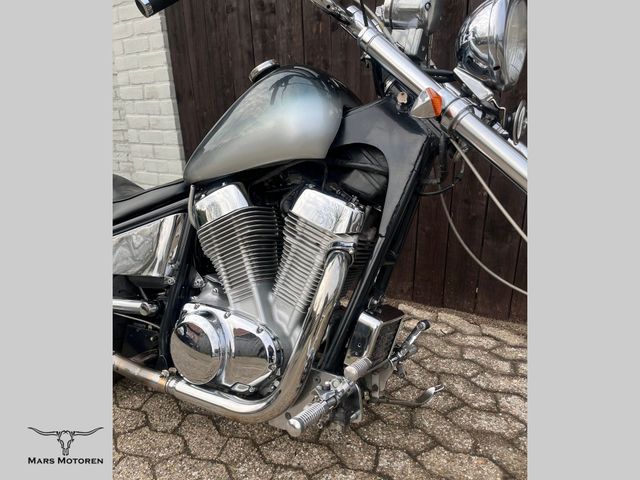 suzuki - intruder-c-1500