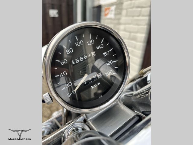 suzuki - intruder-c-1500