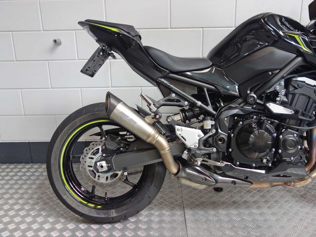 kawasaki - z900