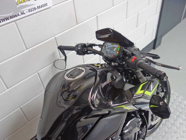kawasaki - z900