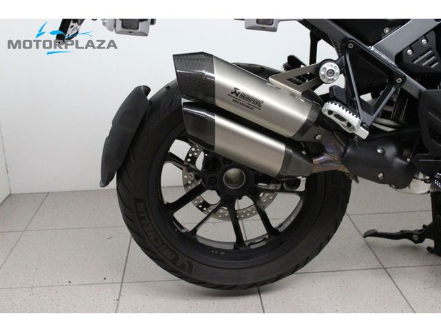 bmw - r-1300-gs-adventure