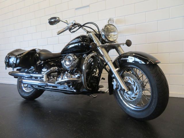 yamaha - xvs-650-a-dragstar-classic