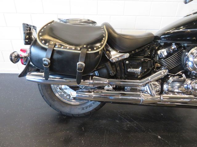 yamaha - xvs-650-a-dragstar-classic