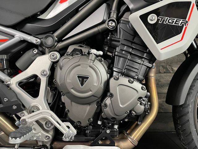 triumph - tiger-1200-gt