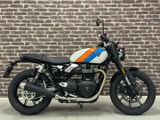 TRIUMPH SPEED TWIN 900