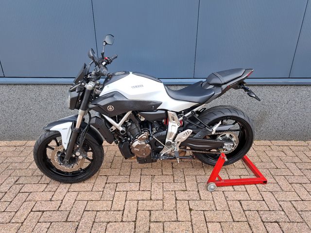 yamaha - mt-07-abs