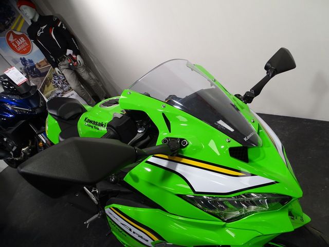 kawasaki - ninja-zx-4rr
