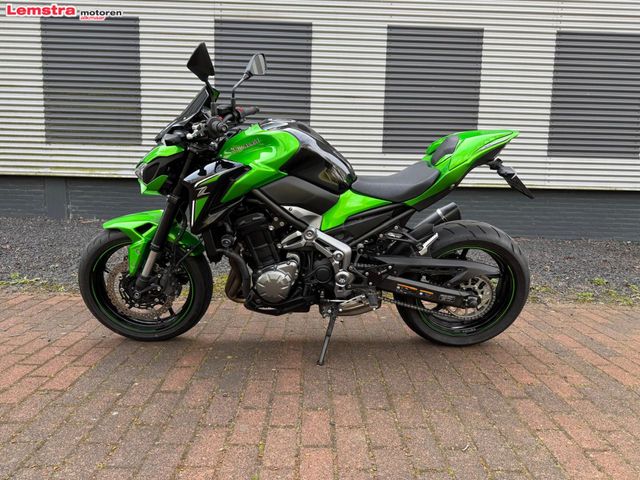 kawasaki - z900
