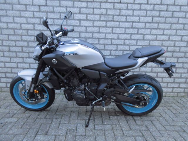 yamaha - mt-07-abs