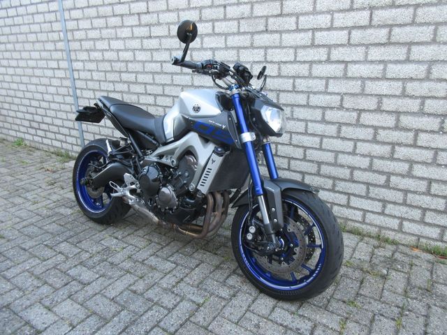 yamaha - mt-09-abs