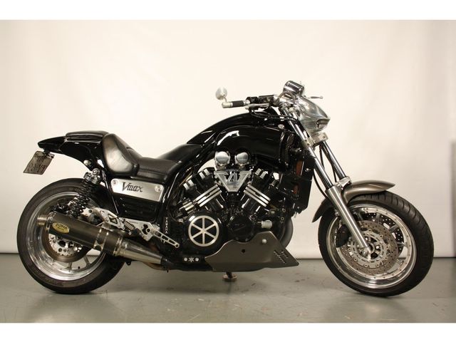 yamaha - vmx-1200-v-max