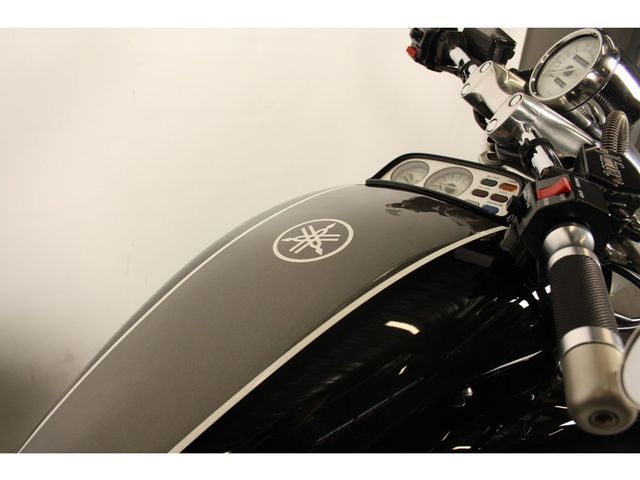 yamaha - vmx-1200-v-max