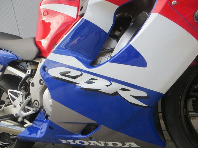 honda - cbr-600-f