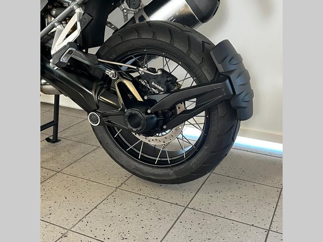 bmw - r-1200-gs-triple-black-edition