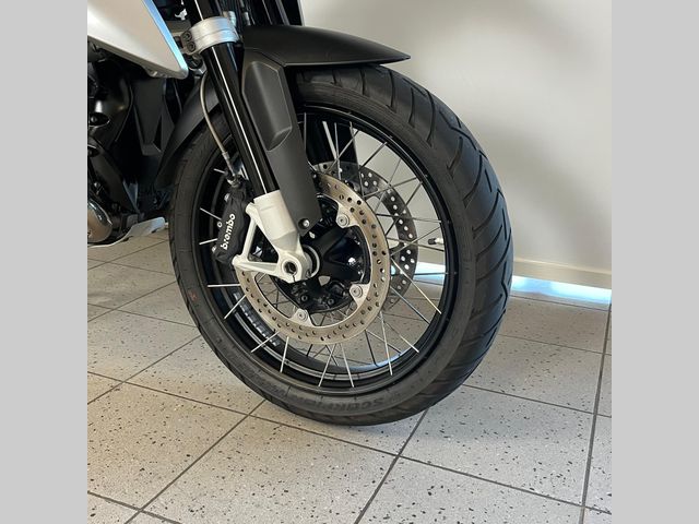 bmw - r-1200-gs-triple-black-edition