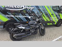 Benelli Leoncino Bobber 400 2026 nieuw – foto 2 van 3