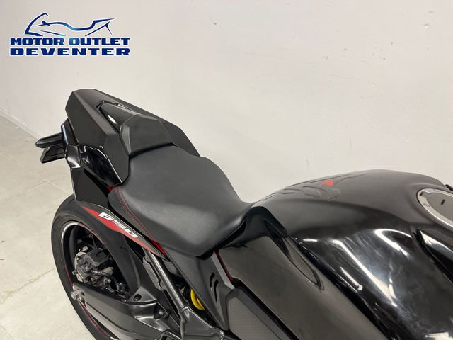 honda - cbr-650-r