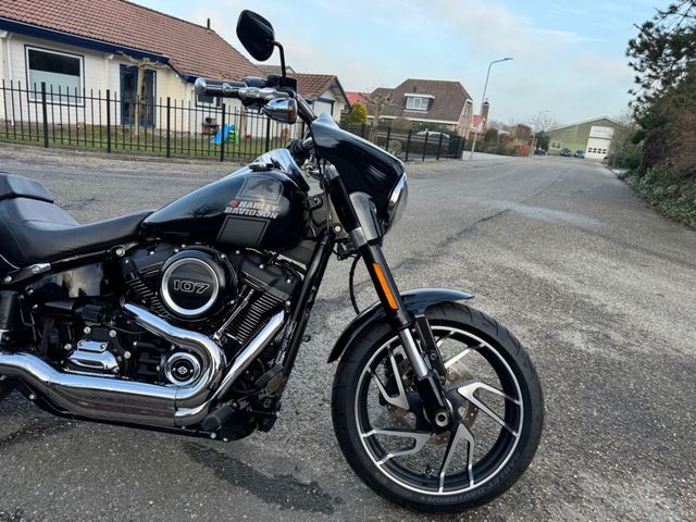 harley-davidson - softail-sportglide