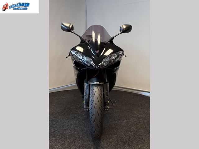 yamaha - yzf-r1