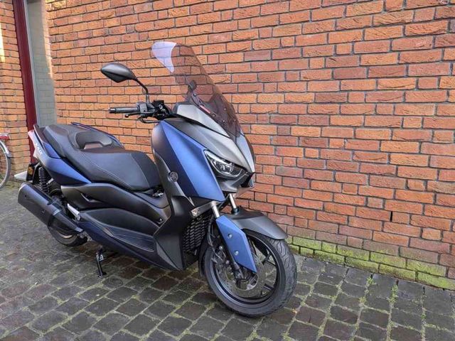 yamaha - x-max-300-abs