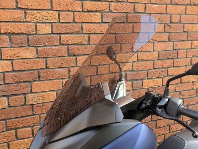 yamaha - x-max-300-abs